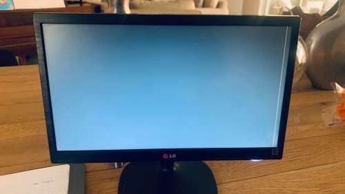 LG LCD SCREEN LOT - LIQUIDATION STOCK