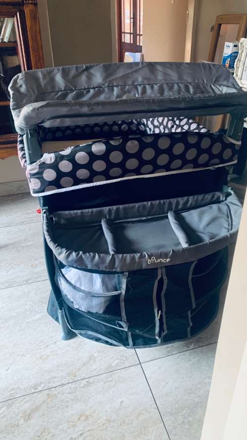 Bounce Baby Camper Cot FREE SHIPPING