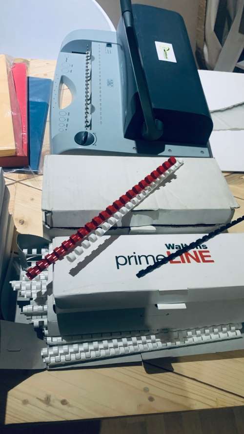 Binding Machine With Binders