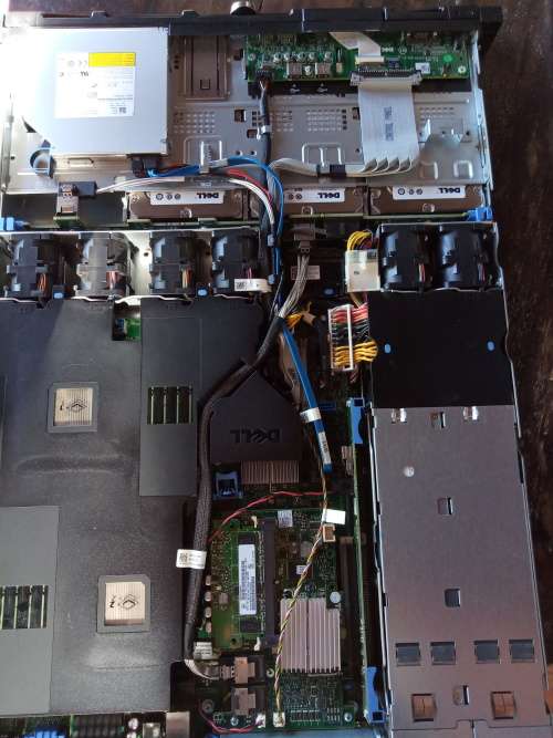 Dell R410 Server