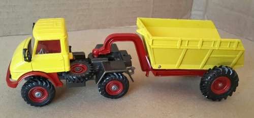 Corgi Toys   Unimog and 10 ton Goose Dumper