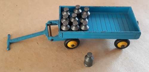 Milk Cans diecast for Dinky Toys , corgi toys or any display