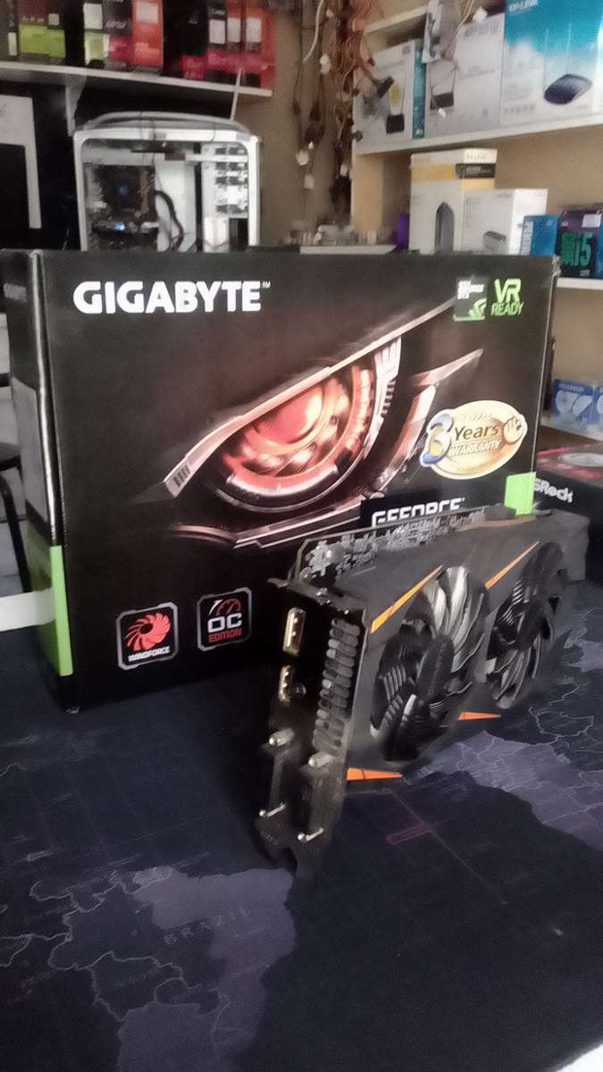 GIGABITE GTX1060 6Gig