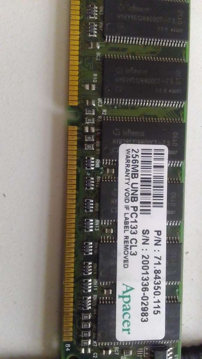 17 x SD Ram 133mhz