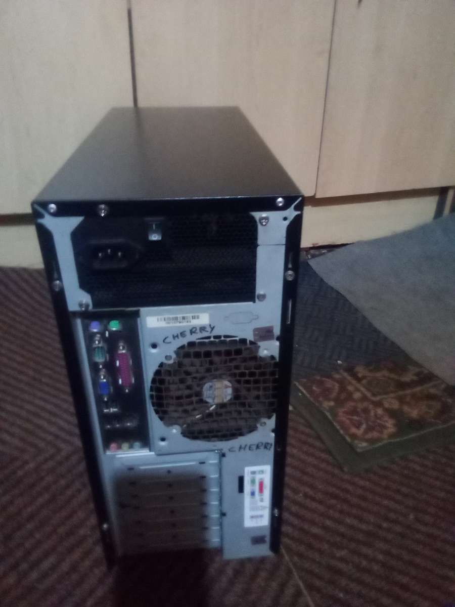 Tower case computer