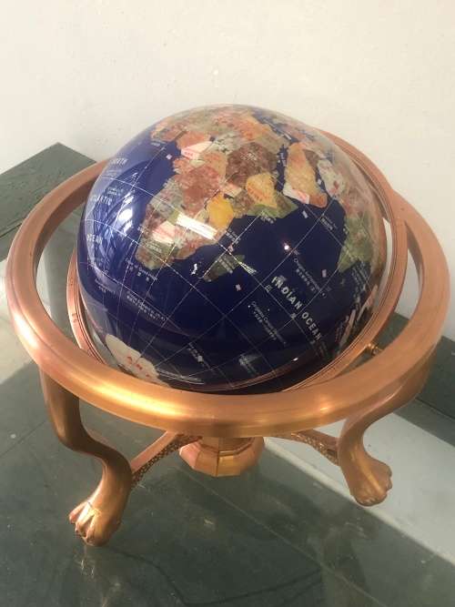 SEMI PRECIOUS STONES WORLD GLOB STUNNING 220 mm DIAMETER