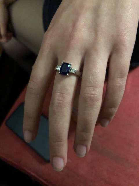 STUNNING CERTIFIED BLUE SAPPHIRE AND DIAMONDS 18 ct WHITE GOLD RING