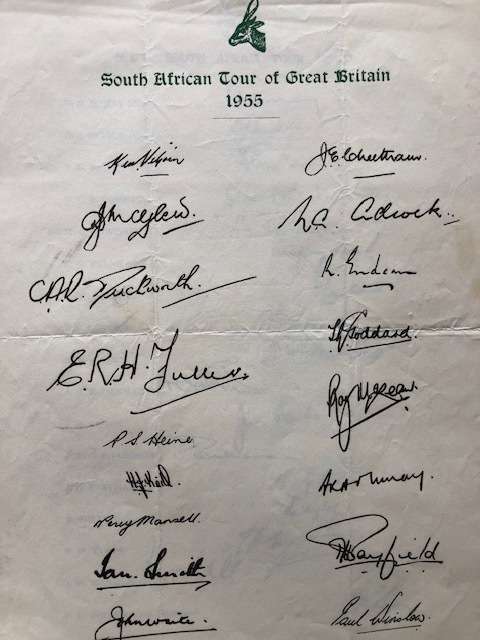 CRICKET  AUTOGRAPHS  LOVELY COLLECTION OF 15 ORIGINAL AUTOGRAPHS