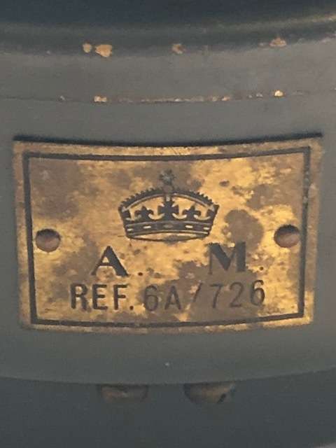 WW2  COMPASS TYPE P8 RAF