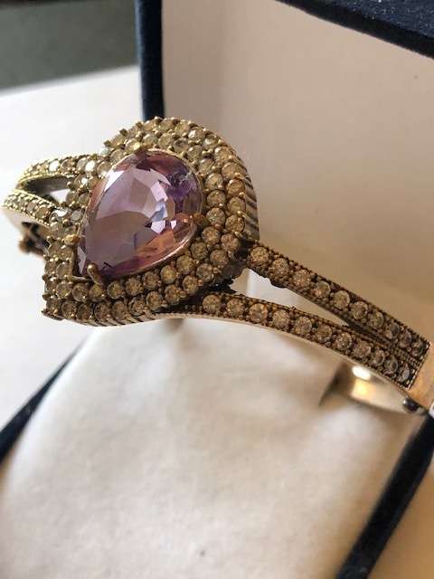 STUNNING UNIQUE VINTAGE STERLING SILVER LARGE AMETHYST BANGLE