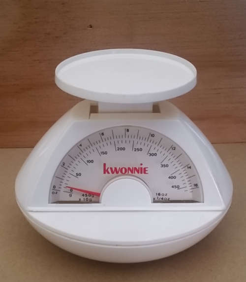 Kwonnie Deluxe Diet Scale