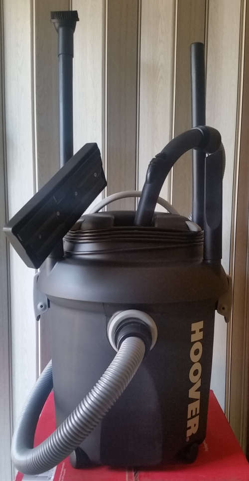 HOOVER 1800W Wet and Dry Vacuum Cleaner