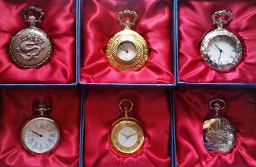 Collector's Pocket Watch ( Quartz)
