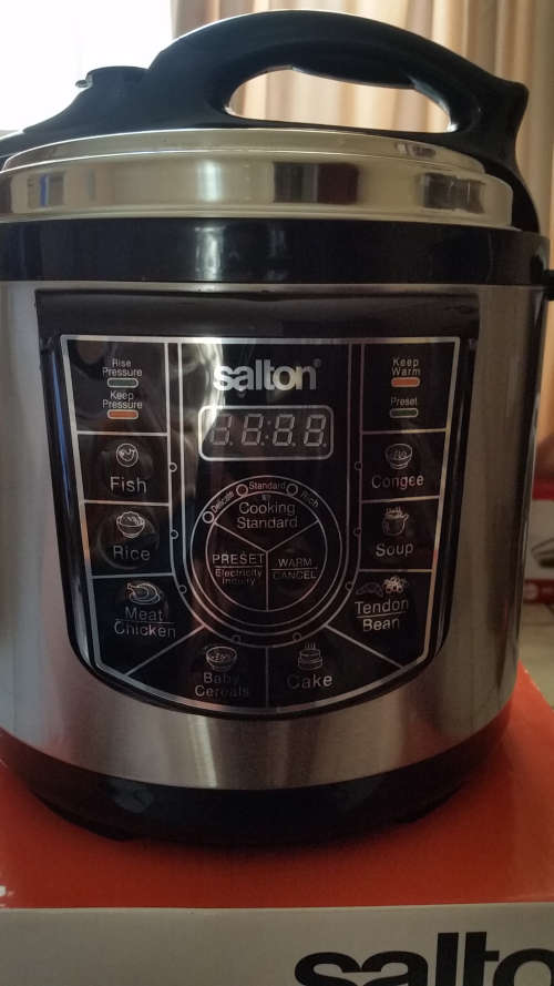 Salton 6L Electric Pressure Cooker