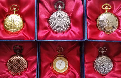 Collector's Pocket Watch ( Quartz)