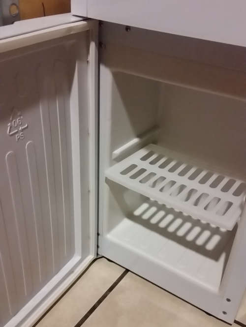 Late Listing - Sunbeam Water Cooler Dispenser (SSWD-200H)