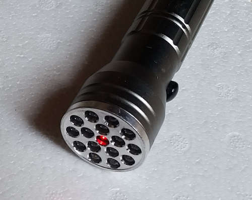 Multifunctional Outdoor Sports/Survival 15 LED Torch