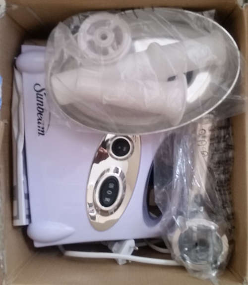 Sunbeam Meat Mincer & Sausage Maker (SMM-828)