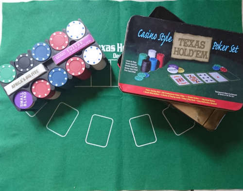 Casino Style Texas Hold'Em Poker Set
