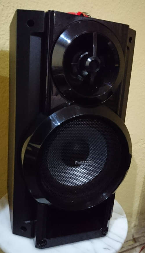 PANASONIC SC-VK680 5-DISC CHANGER DVD MINI SYSTEM FOR 110-240 VOLTS