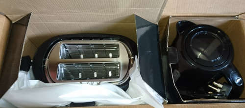 Russell Hobbs Gloss Black Breakfast Pack (Please Read)