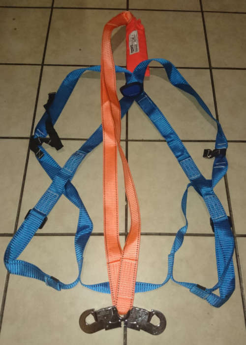 Full Body Harness with Single and double Arrest Lanyard