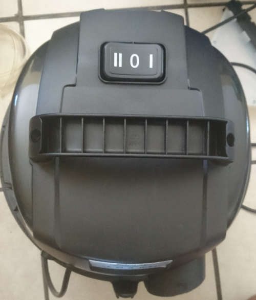 Conti Wet & Dry Shampoo Vacuum Cleaner (CWDS-1400) - Blue - Please Read