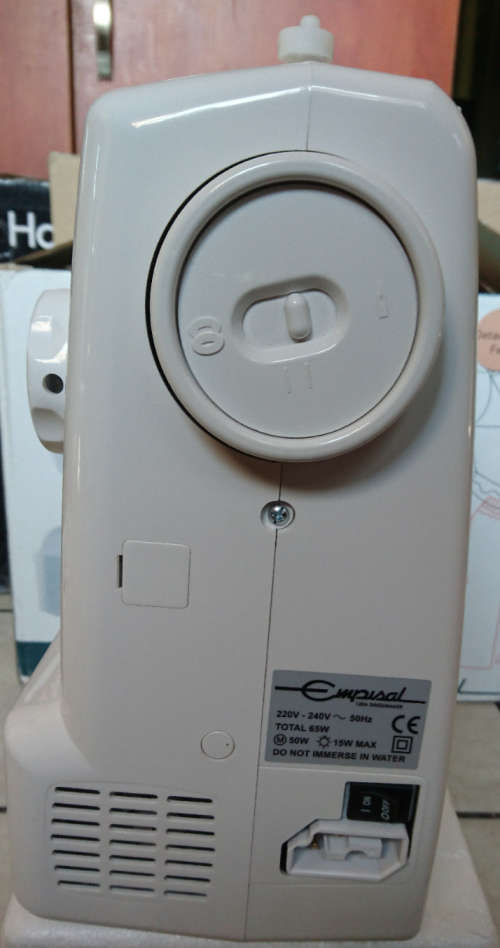 Empisal Dressmaker 120A Sewing Machine