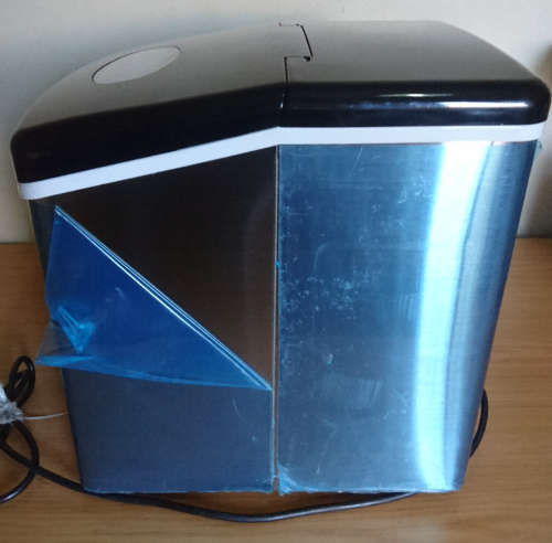 Please Read - Russell Hobbs 15Kg Ice Maker (RHIM15) Display