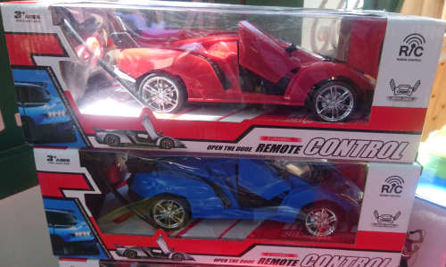 1:16 Scale Full Function R/C Sports Car (Auto Doors Functions) 2 x Blue, 2 x Red Available