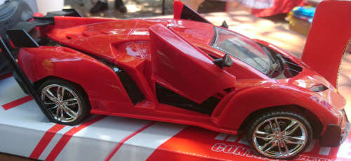 1:16 Scale Full Function R/C Sports Car (Auto Doors Functions) 2 x Blue, 2 x Red Available