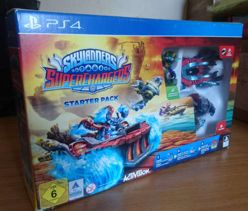 PlayStation 4 Skylanders Superchargers Starter Pack