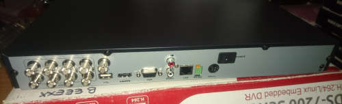 8-Channel Hikvision Ds-7208hwi-e2/a DVR - (Require 12V 4pin DC Adaptor)