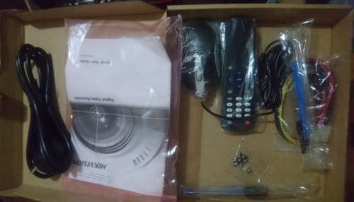 8-Channel Hikvision Ds-7208hwi-e2/a DVR - (Require 12V 4pin DC Adaptor)