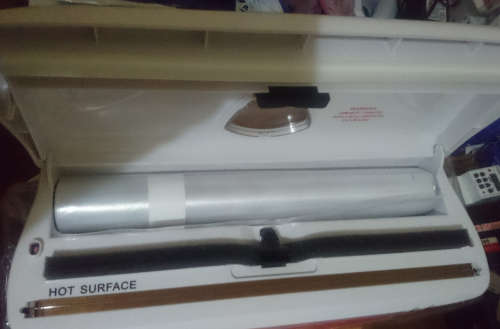 Sunbeam Electric Vacuum Bag Sealer (SBS540) Display As New, Packaging Worn
