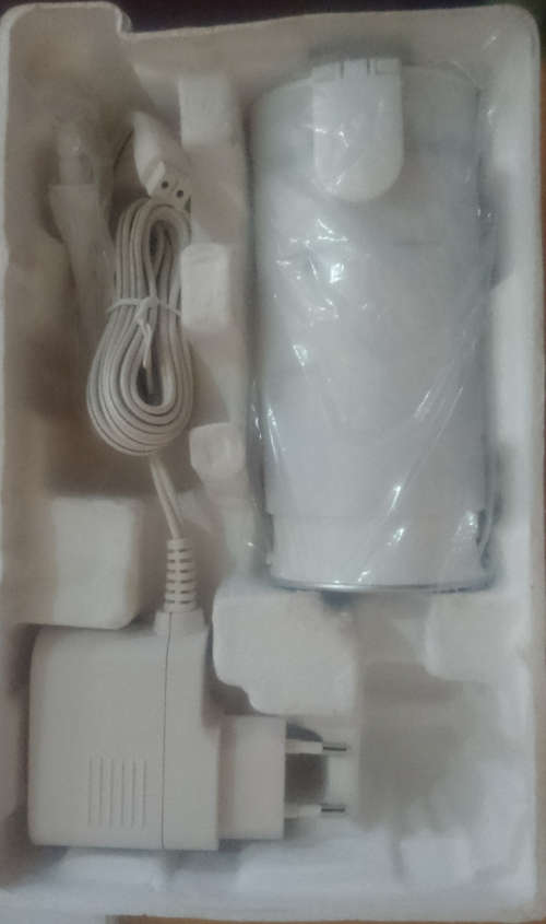 Panasonic Rechargeable Oral Irrigator Water Flosser Cordless Dental Care (EWDJ40-w)