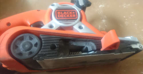 Black + Decker 720W Belt Sander (75mm x 533mm) Type 3