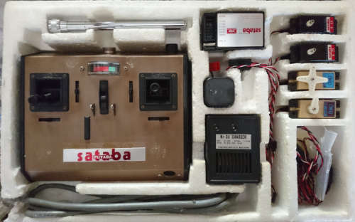 Futaba 4 Channel Transmitter & Receiver Servo (Nicd) with Chargers