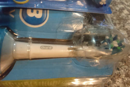 Last 1 - (Please Read) Oral B Rechargeable Power Toothbrush D12 2d Cross Action by Braun