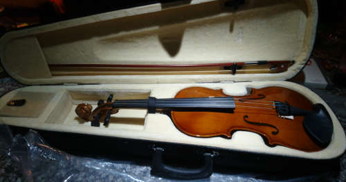 Full Size Violin With Bow & Case - Mint Condition! Sanchez Handcrafted - Needs Bridge - R20/44