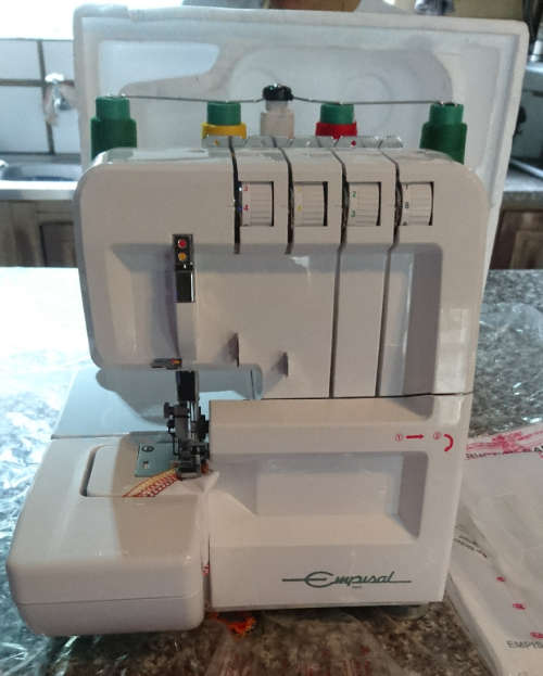 Empisal 760c Overlocker - Display - As New!