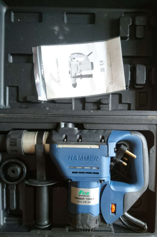 1050W Electric Rotary Hammer Drill (Display - As New - No Accessories) Last 1 Available - 4.8kg