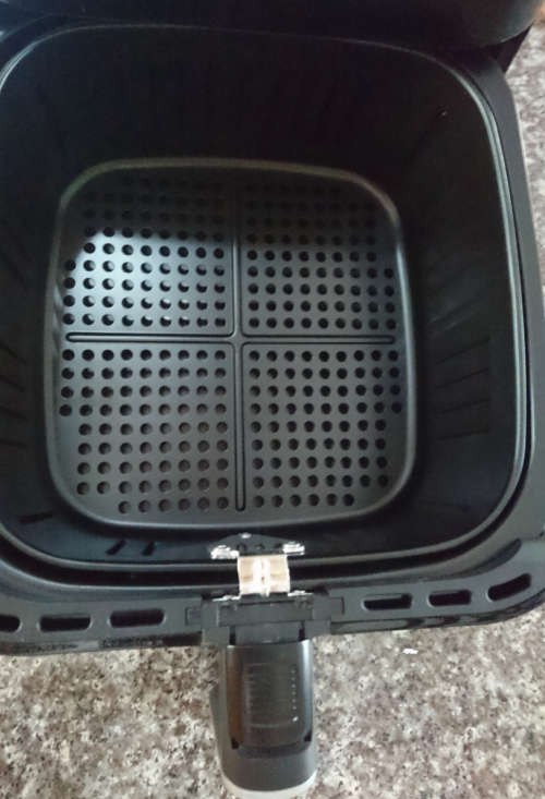 Please Read - Cosmetics - Goldair 8L Digital Air Fryer (GAF-800) - Display - 100% Working Order