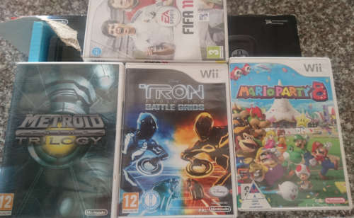 Nintendo Wii Sports Resort Pack + 4 Games (Black)