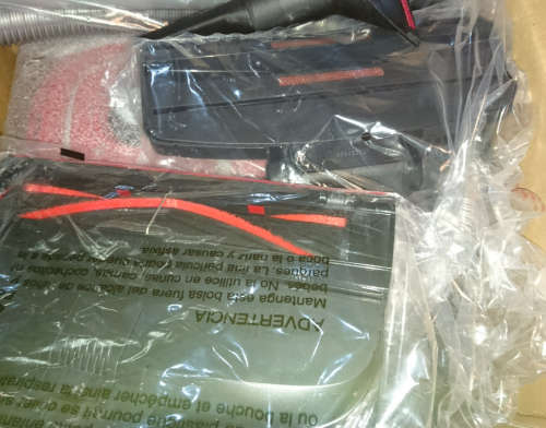 Bosch Series 4 Pro-Animal Bagged Vacuum Cleaner (Only 1 Available - Brand New!)