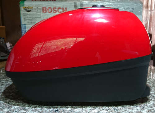 Bosch Series 4 Pro-Animal Bagged Vacuum Cleaner (Only 1 Available - Brand New!)