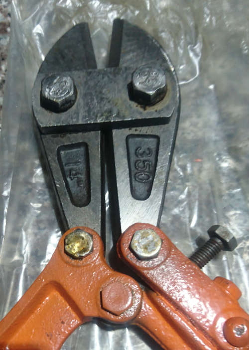 14` 350mm Bolt Cutter