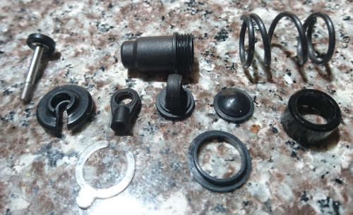 1:7 Scale Spare Parts For Red Bull Kyosho RB7 Nitro Car (Shocks) - (Assembly Required)