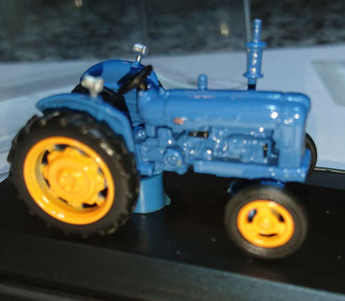 High Detailed Oxford Diecast Vintage Tractor & Trailer