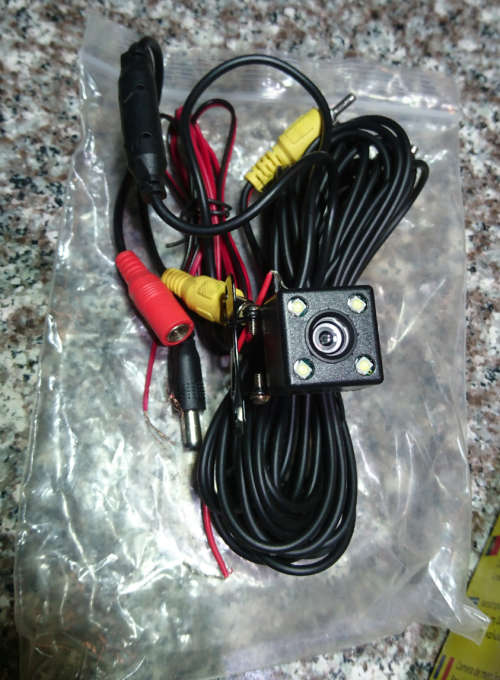 Andowl Reverse Camera (As New - Worn Packaging) Only 1 Available - Complete!